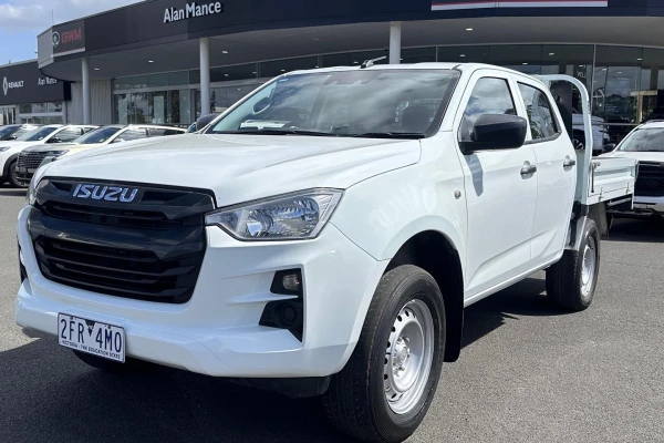 2023 Isuzu D-MAX RG SX Cab Chassis Image 4