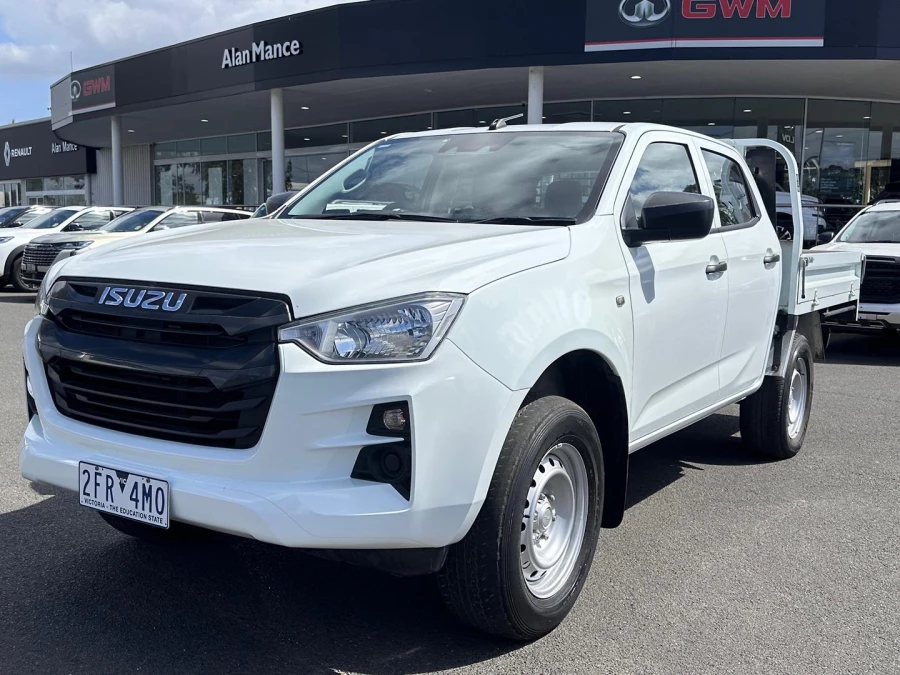 2023 Isuzu D-MAX RG SX Cab Chassis Image 4