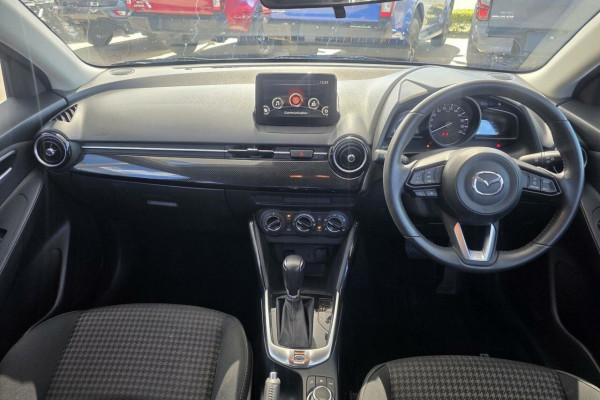 2017 Mazda 2 DJ Series Maxx Hatch Image 11