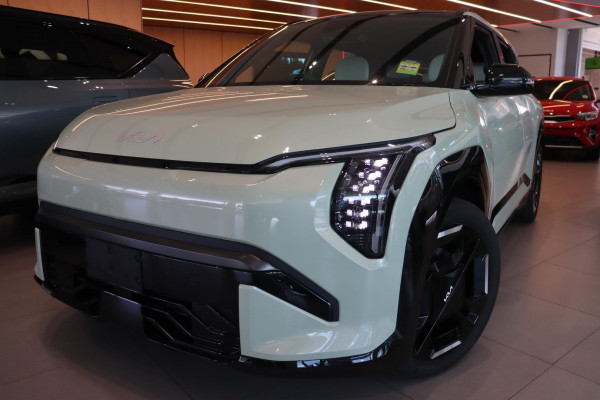 2026 MY27 Kia EV3 SV GT-Line SUV Image 2