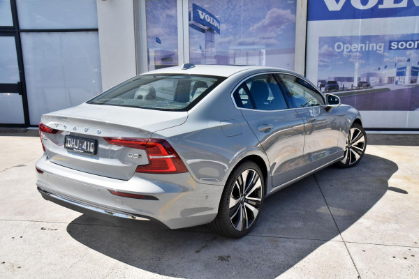 2024 MY25 Volvo S60  Ultra B5 Bright Sedan Image 3