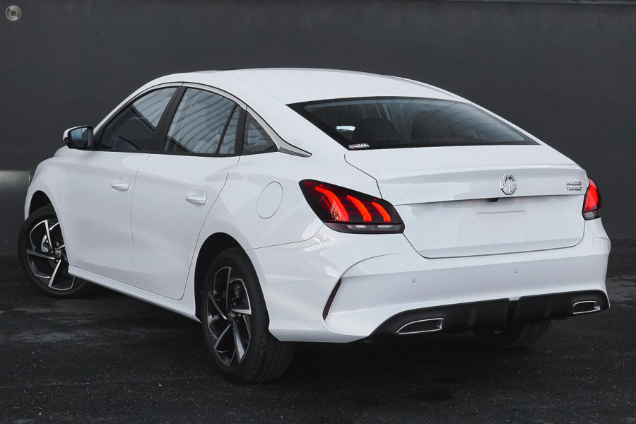 2025 MG MG5 AP32 Essence Sedan Image 4