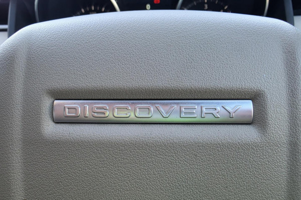 2018 Land Rover Discovery Series 5 SE SUV Image 25