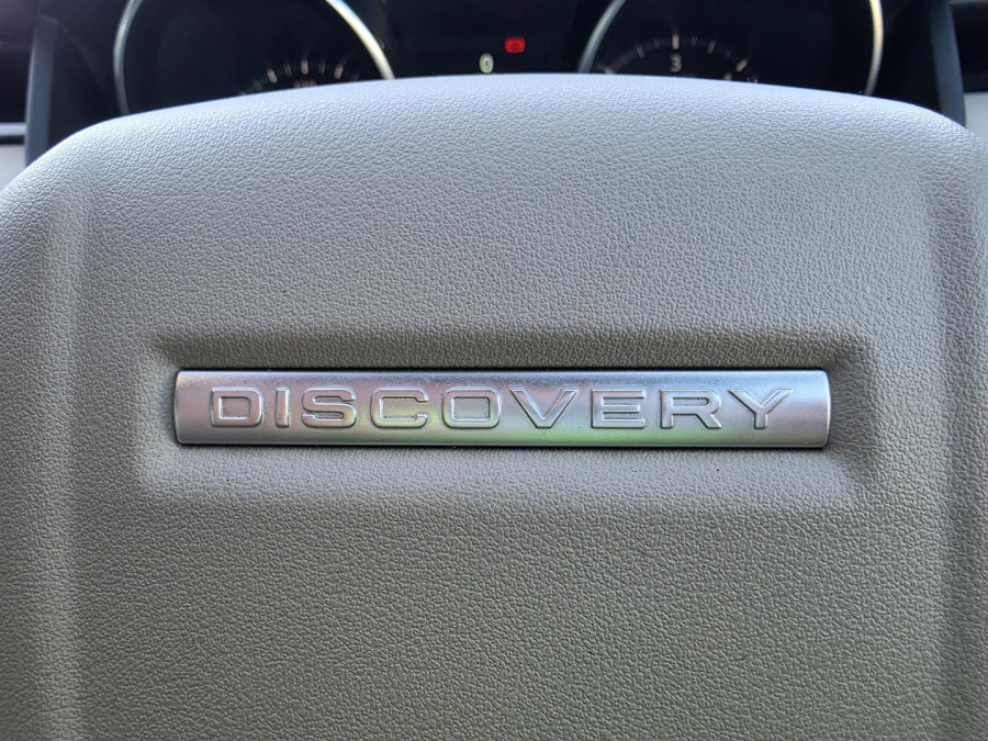 2018 Land Rover Discovery Series 5 SE SUV Image 25