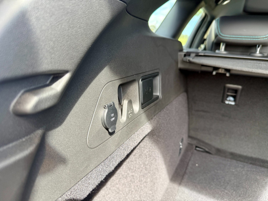 2026 BYD Seal 6  Premium Wagon Image 19