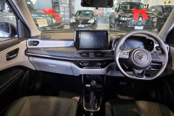 2026 Suzuki Swift UZ Hybrid GLX Hatch Image 12