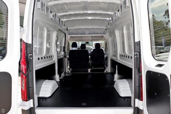 2026 MY24 LDV Deliver 9  LWB High Roof Van Image 10