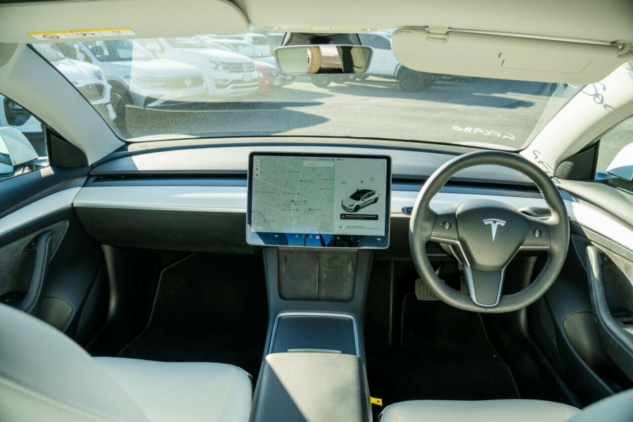 2021 Tesla Model 3  Standard Range Plus Sedan Image 18