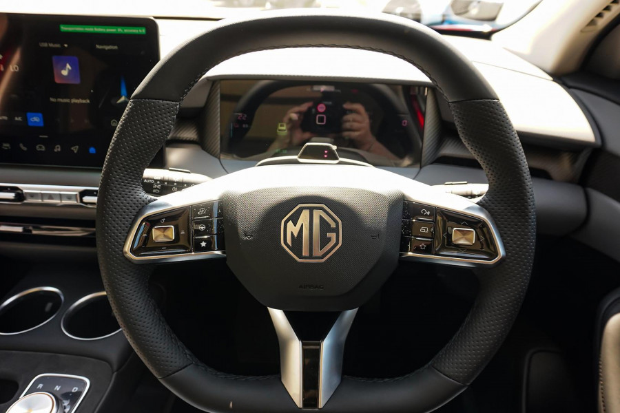 2026 MG MGS5 EV ZS3EM Essence 49 SUV Image 10