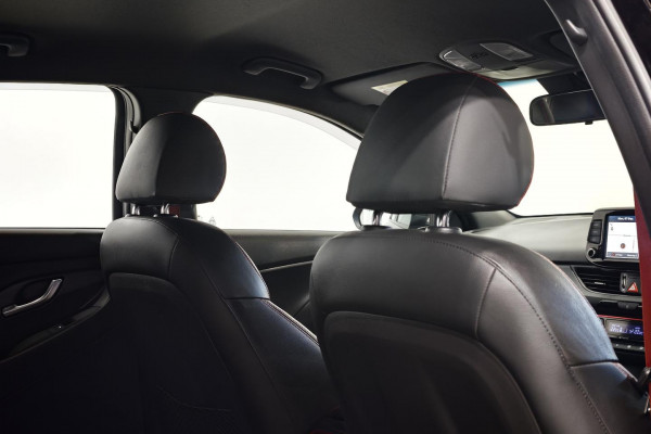 2018 Hyundai i30 PD SR Hatch Image 18