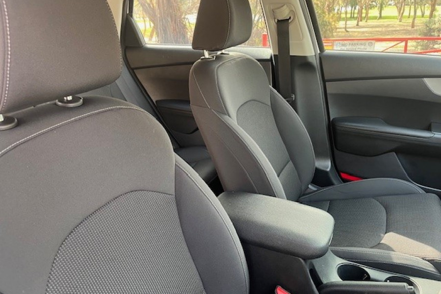 2019 Kia Cerato BD S Hatch Image 26