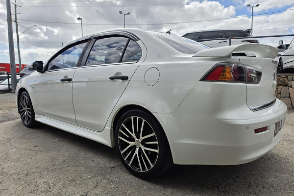 2017 Mitsubishi Lancer CF LS Sedan Image 11