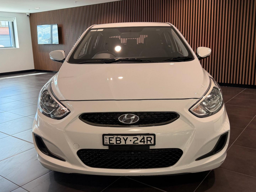2019 Hyundai Accent RB6 Sport Hatch Image 4
