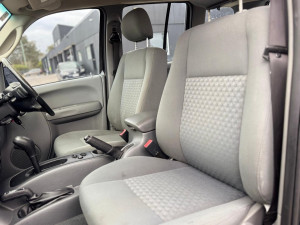 2005 Jeep Cherokee KJ Sport SUV