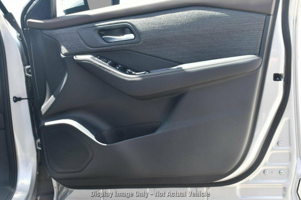 2025 Nissan X-Trail T33 ST SUV Image 5