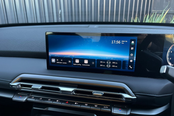 2025 MG U9 Black Edition Ute Image 15