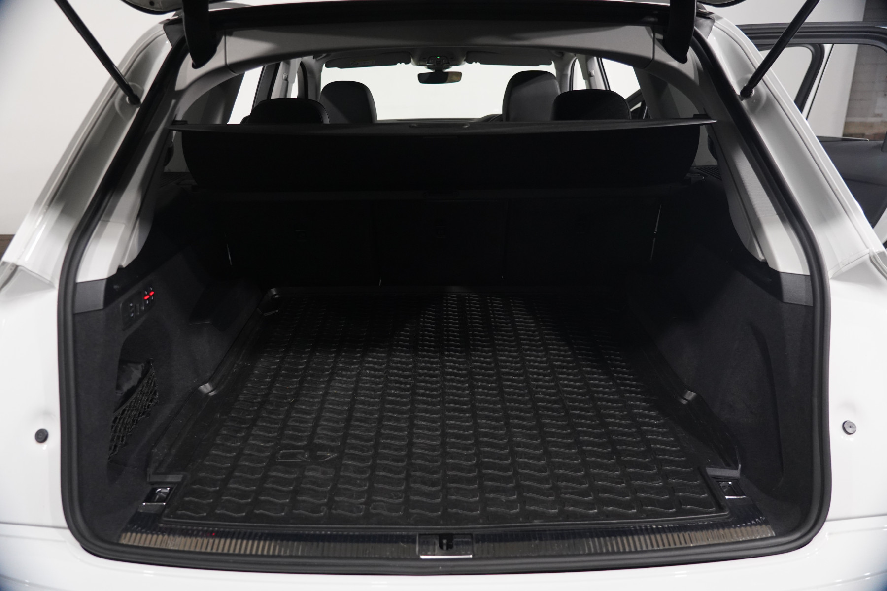 2020 Audi Q7 50 Tdi Quattro SUV Image 35