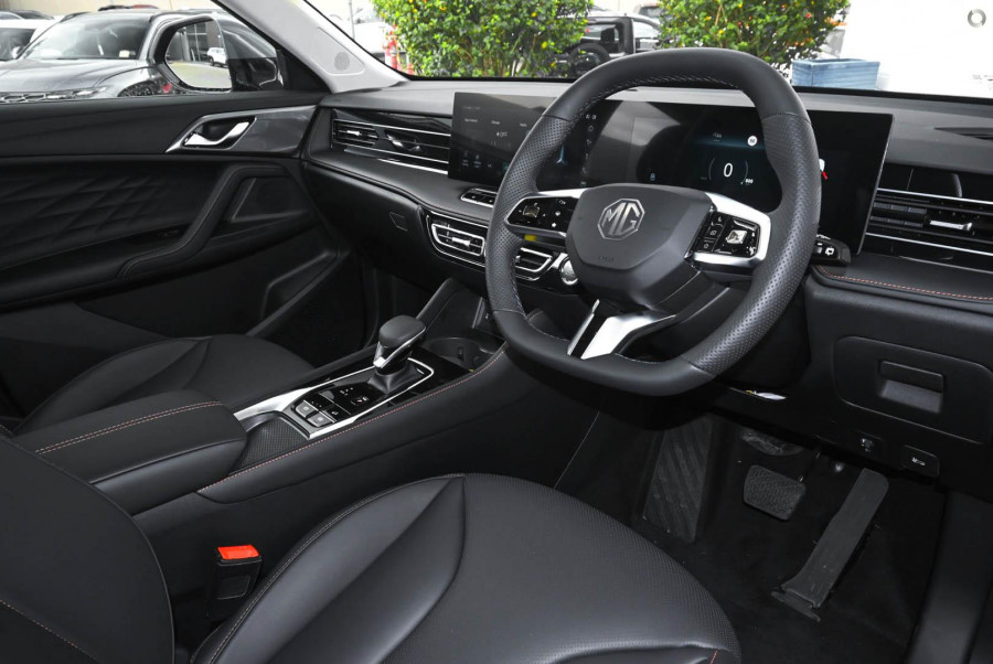 2025 MY24.5 MG HS AS33 Excite SUV Image 6