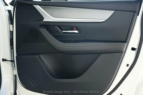 2025 Mazda CX-60 KH Series G40e Evolve SUV Image 5