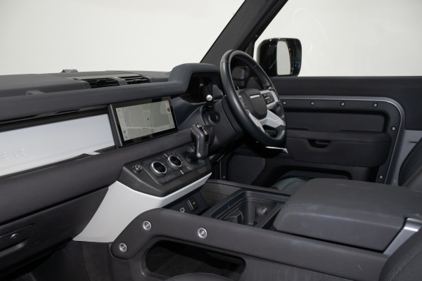 2023 Land Rover Defender L663 90 D250 S SUV image 21