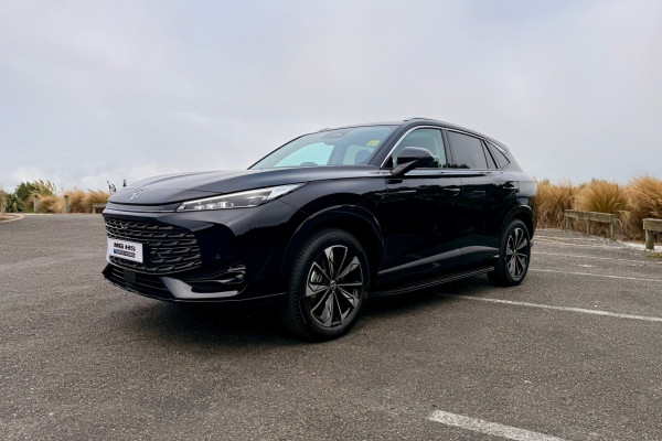 2026 MY25 MG HS AS33 Super Hybrid Essence SUV Image 7