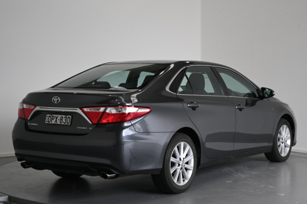 2017 Toyota Camry 3A1593003 l4 Sedan Image 5