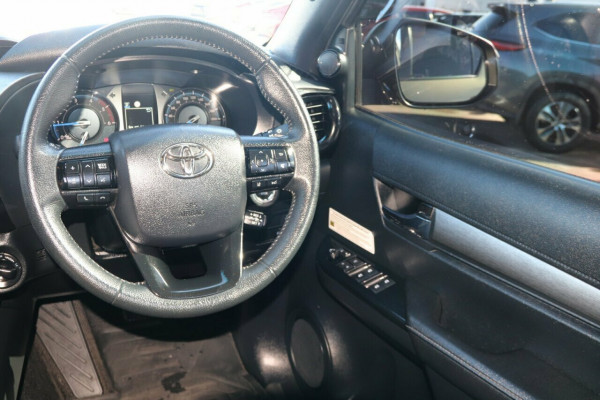 2021 Toyota HiLux GUN126R Rugged X Dual Cab Pick Up Image 6