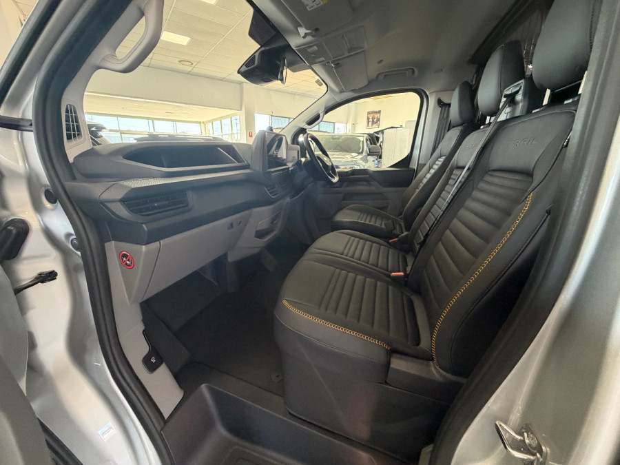 2026 MY26.5 Ford Transit Custom AV Trail LWB Van Image 15