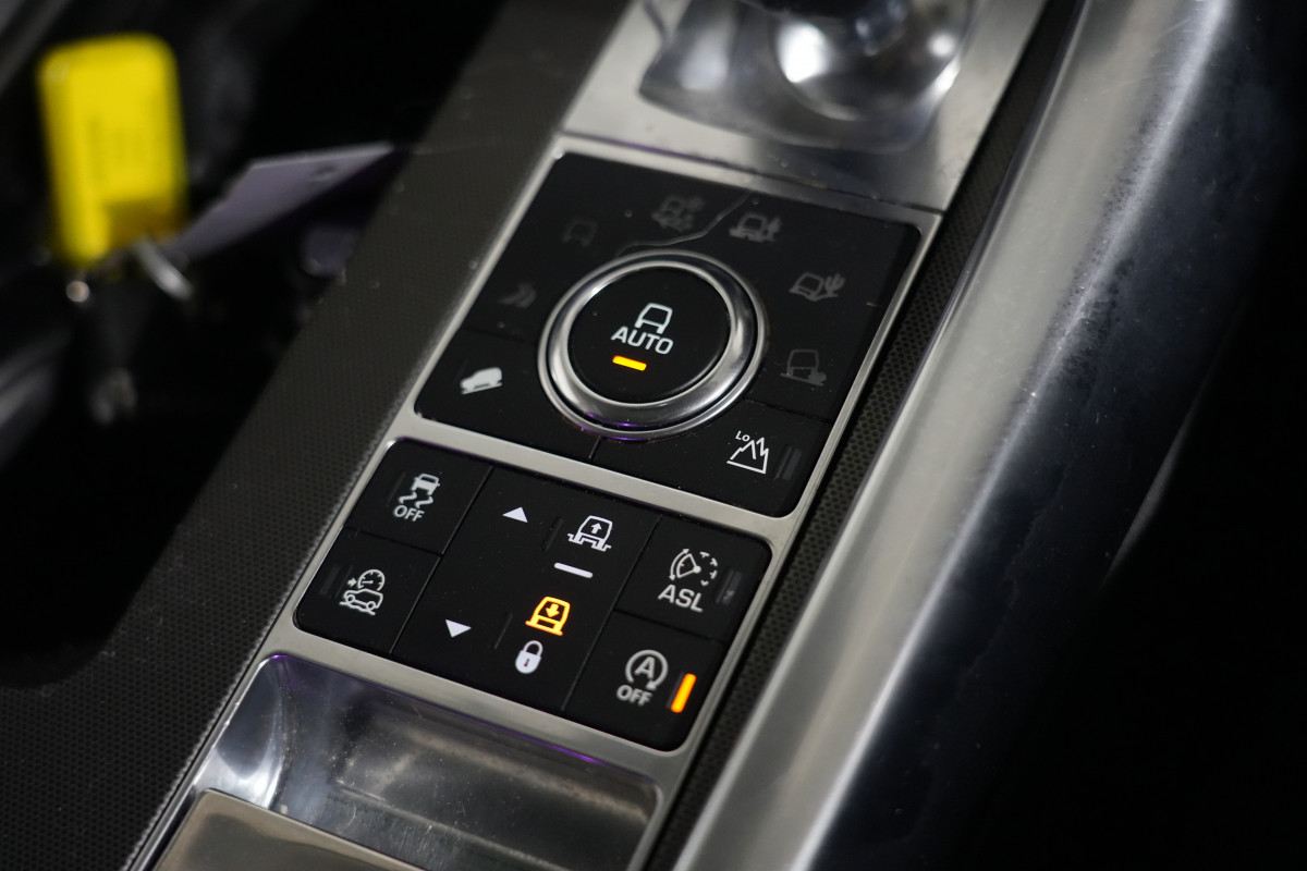 2015 Land Rover Range Rover Sport SDV6 HSE Dynamic SUV