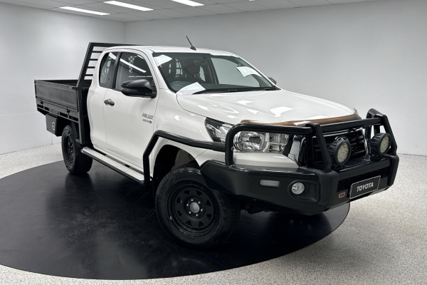 2018 Toyota HiLux GUN126R SR Cab Chassis
