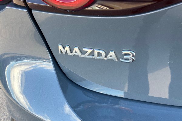 2019 Mazda 3 BP Series G20 Touring Hatch Image 11
