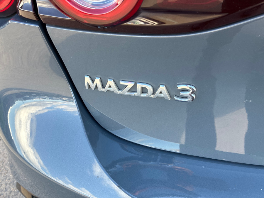 2019 Mazda 3 BP Series G20 Touring Hatch Image 11