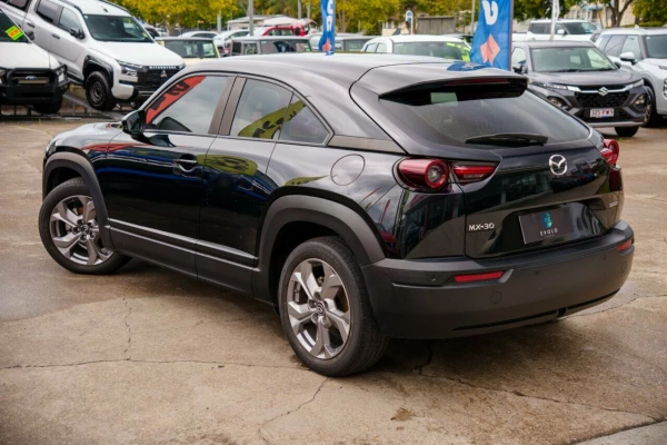 2021 Mazda MX-30 DR Series G20e Evolve SUV Image 2