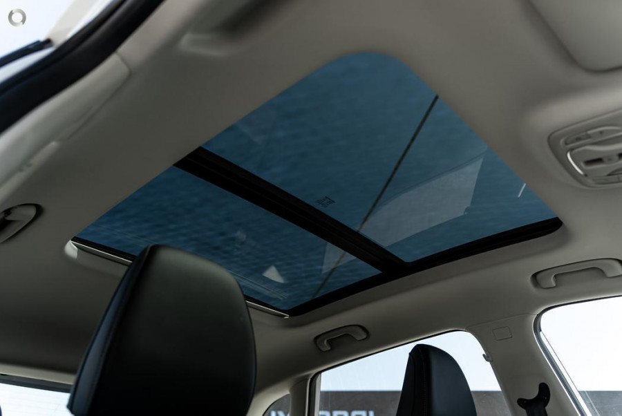 2025 MG ZS ZS32 Essence SUV Image 17
