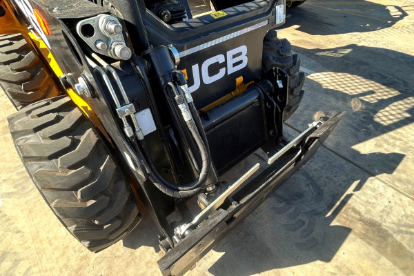 2025 JCB WHL SKID STEER LDR Wheeled Skidsteer Loader Image 6