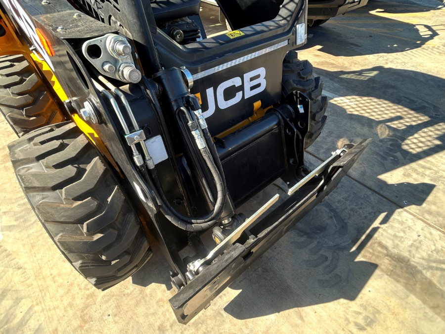 2025 JCB WHL SKID STEER LDR Wheeled Skidsteer Loader Image 6