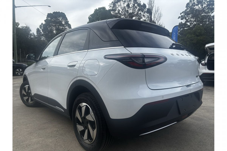 2026 Geely EX2 E22H Inspire Hatch Image 5
