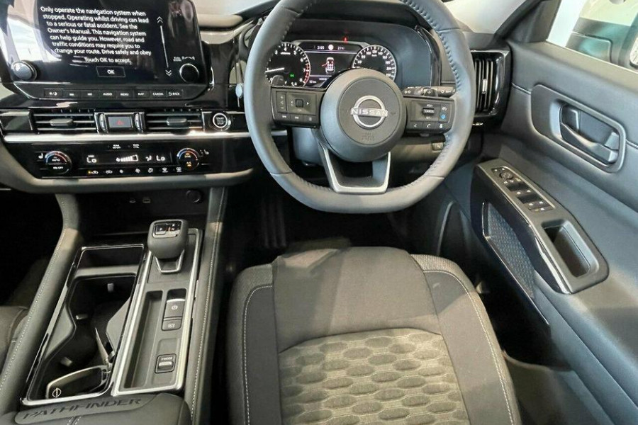 2024 Nissan Pathfinder R53 ST-L SUV Image 8
