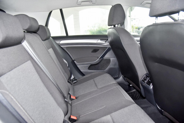2015 MY16 Volkswagen Golf 7 92TSI Hatch Image 9