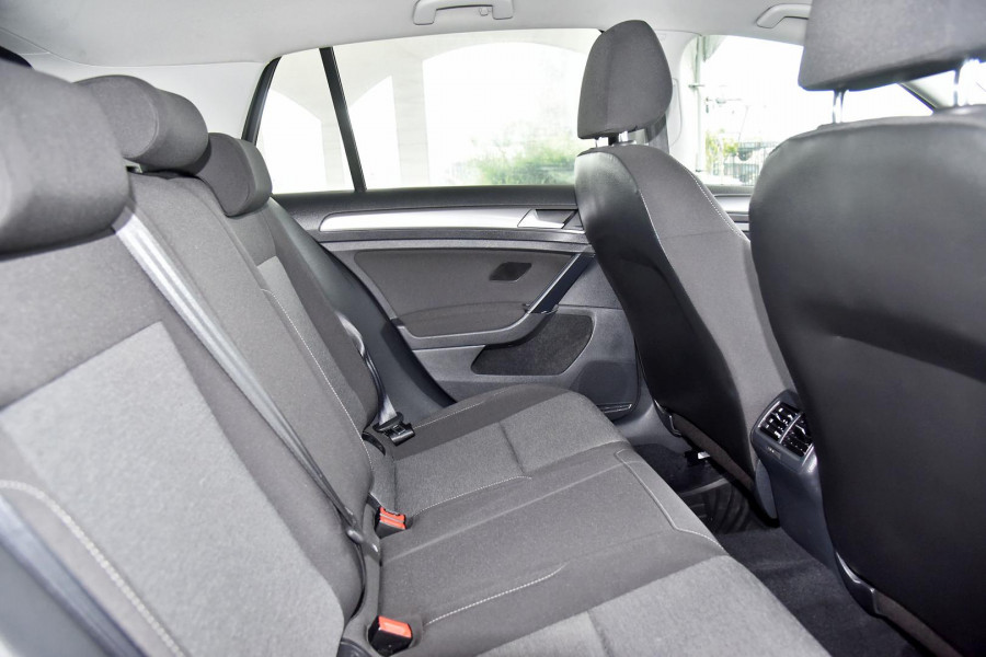 2015 MY16 Volkswagen Golf 7 92TSI Hatch Image 9