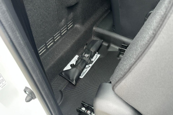 2026 MY25.5 Isuzu D-MAX RG SX High Ride Cab Chassis Image 18