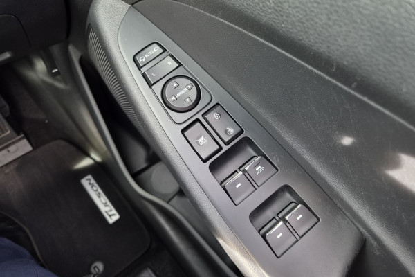 2016 Hyundai Tucson TLe Highlander SUV Image 23