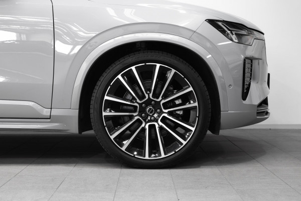 2025 Volvo XC90 L Series Ultra T8 Plug-In Hybrid SUV Image 4