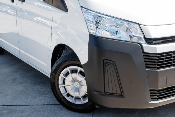 2024 Toyota HiAce GDH300R  Van Image 6
