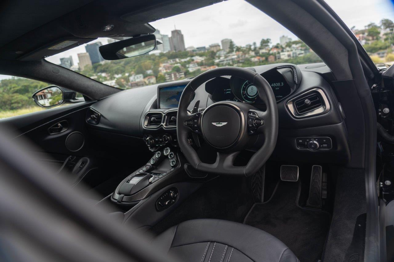 2022 Aston Martin Vantage Coupe Image 8