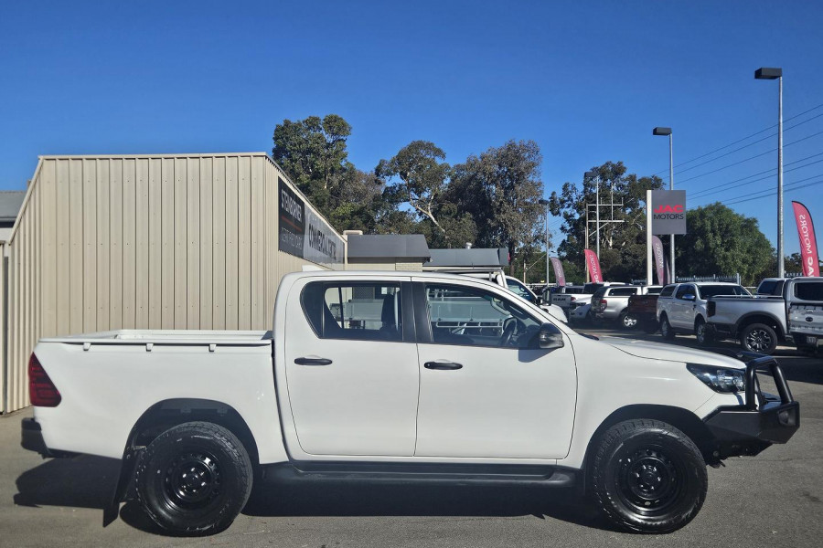 2022 Toyota HiLux GUN126R SR Ute Image 8