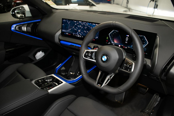 2025 BMW X3 G45 20 xDrive SUV image 7