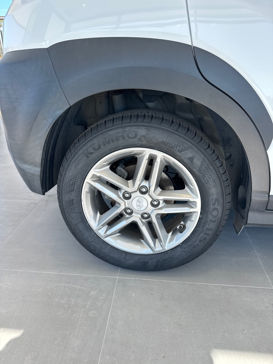 2018 Hyundai KONA OS Active SUV Image 13