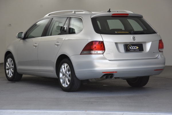 2010 MY11 Volkswagen Golf VI MY11 103TDI Wagon Image 3