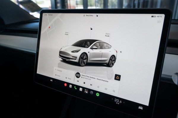 2022 Tesla Model 3  Rear-Wheel Drive Sedan image 14